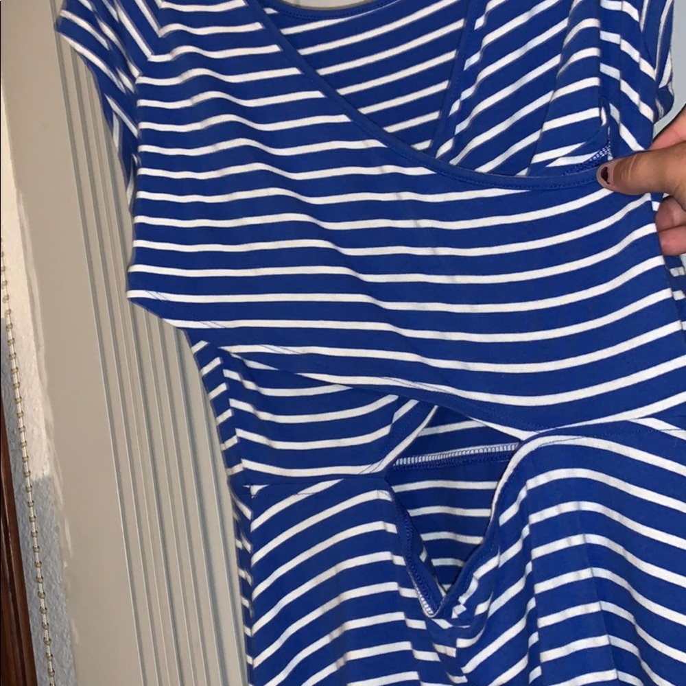 Dress - Picture 3 of 4